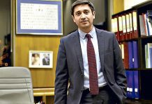 Diputado Calisto anuncia que acudirá a la Corte Suprema tras desafuero por presunto fraude al Fisco