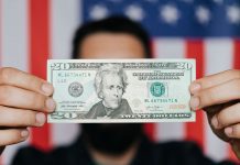 IPC de EE.UU. sube dentro de lo esperado y dólar en Chile cae de los $970