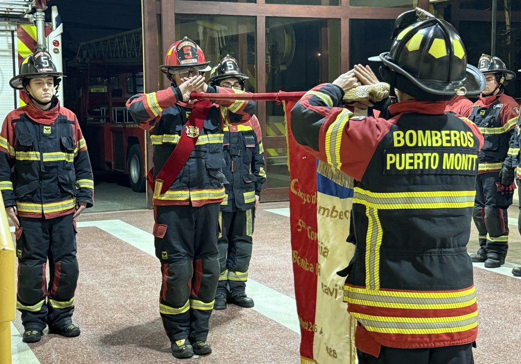 Puerto Montt: Quinta Compañía de Bomberos celebra 137 años con avance en equipamiento