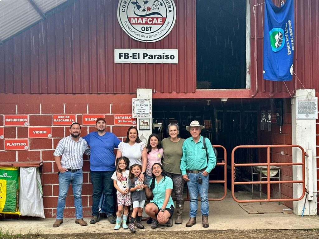 Aproleche Osorno participó en el 6° Encuentro Panamericano de Jóvenes Lecheros en Costa Rica