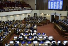 Cámara despacha a ley multa de hasta $103 mil para elecciones de noviembre