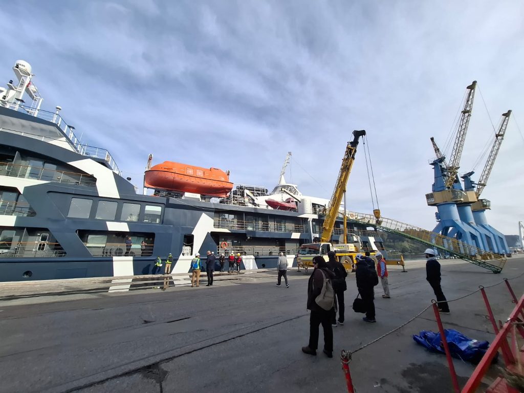 Puerto Montt dio inicio a la temporada de cruceros 2025-2026 con positiva evaluación del arribo inaugural