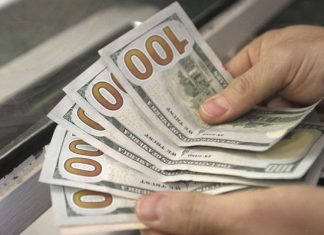 Dólar se dispara y bolsa chilena se hunde en medio de pesimismo global en los mercados inicio
