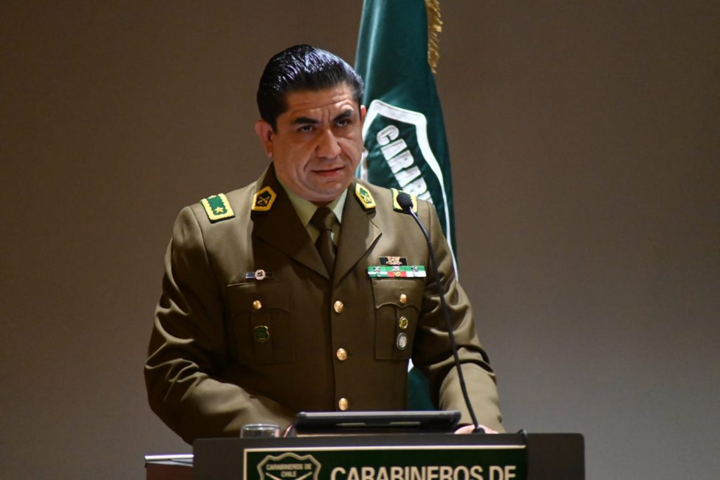 General Jorge Valdivia se mantiene al mando de la Zona Los Lagos de Carabineros