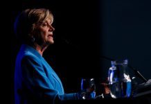 Matthei arremete contra Jara por postura sobre Cuba: “Es de las que corría a abrazar a Fidel Castro”