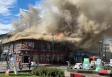 Trabajador permanece grave tras incendio que destruyó el restaurante El Tablón del Ancla en Puerto Montt