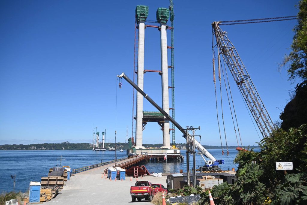Puente Chacao: autoridades y expertos anticipan los impactos y oportunidades que traerá a la Región de Los Lagos