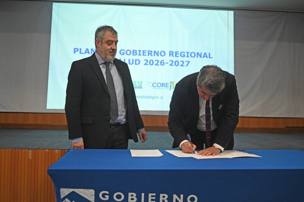 Con énfasis en salud y familia, patologías no AUGE y oncología se oficializó el Plan Regional de Salud 2026 - 2027