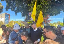Candidato presidencial Johannes Kaiser visita Osorno y aborda el trabajo informal, la permisología y burocracia