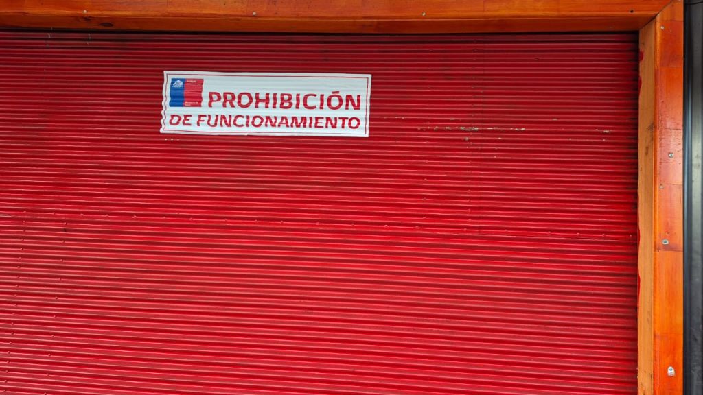 Nueve personas resultan intoxicadas por alimentos contaminados en Osorno: tres permanecen hospitalizadas