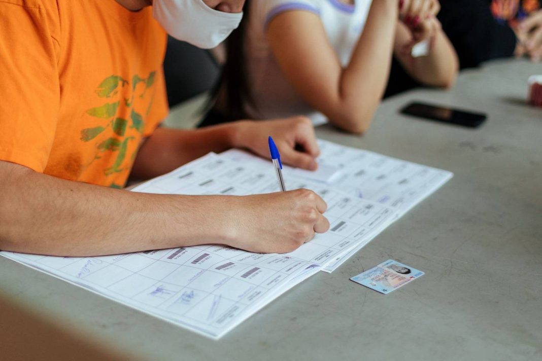 vocal-mesa-plebiscito.jpg__1440x2000_q70_subsampling-2