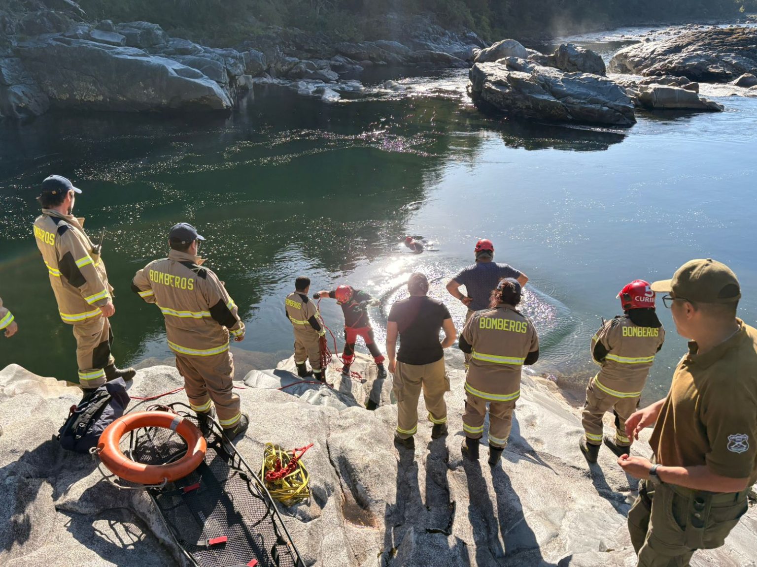 Tragedia en Futrono: hombre murió tras salvar a su pareja e hija de ...