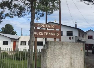 Delincuentes sustraen artículos electrónicos y dinero desde colegio de Alerce: clases fueron suspendidas inicio
