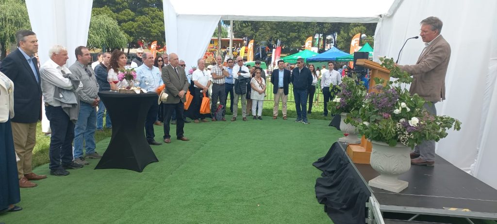 80 años de Empresas Feria Osorno S,A, celebrados con muestra fotográfica histórica en SagoFisur 2025