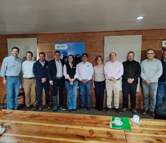 En Osorno: Matthei destaca asociatividad, mirada futura y labor formativa del rubro productor inicio