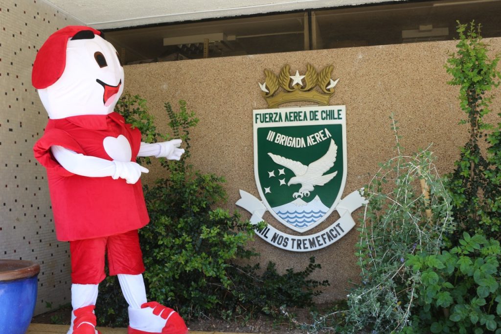 Teletín compartió con aviadores militares en Puerto Montt