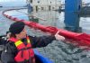 Siguen labores de contención de derrame de combustible desde buque escorado en Puerto Montt inicio