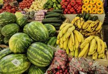 Feria Libre de Rahue busca revertir bajas ventas del año con la llegada de frutas de la temporada