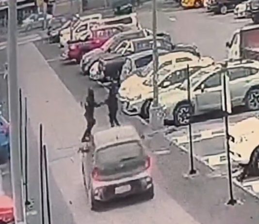 Guardias de supermercado en Puerto Montt fueron atropellados tras expulsar a un vendedor ambulante inicio