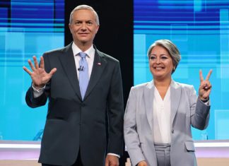 Encuesta UDD: Un 45% estimó que Kast se impuso en el último debate y 34% cree que ganó Jara inicio