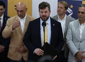 Kaiser fija “líneas rojas” para que Libertarios se sume al gobierno de Kast: “Esperamos aportar sin perder nuestra identidad” inicio