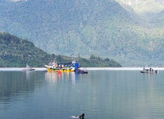 Naufragio en el Estuario Reloncaví: continúa búsqueda de seis personas desaparecidas inicio