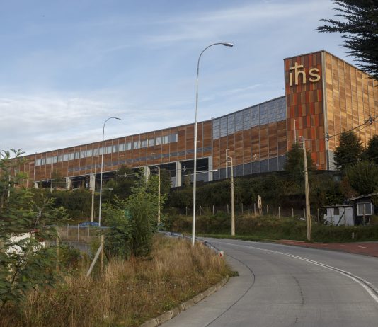 Reincorporación de niño autista: colegio jesuita de Puerto Montt dice acatar fallo, pero apela en paralelo inicio