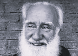 Restos del padre Teóforo de Jeu son trasladados desde Santiago a la zona costera de Osorno para su velatorio y funeral inicio