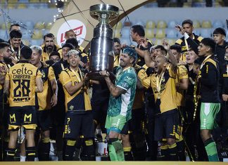 Coquimbo Unido no para: Gana en dramática serie a penales a la UC y conquista su primera Supercopa