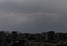 Lluvias en la RM: Maipú la más afectada, aún hay personas aisladas y hubo más de 300 casas damnificadas