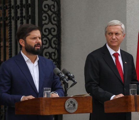 «Doy por superadas las diferencias»: Boric detalla reunión con Kast y asegura «un cambio de mando impecable»