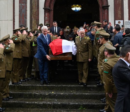 Kast pidió «cuidar y respetar a Carabineros» en funeral del mártir Javier Figueroa Manquemilla
