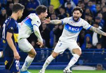 Universidad Católica vence a Boca Juniors en La Bombonera y clasifica líder a octavos de final