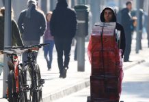 Desempleo en Chile traspasa la barrera del 9%: cifra llega a su mayor nivel desde junio de 2021
