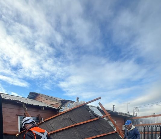 Dos casas con daños dejó mini tornado en Alerce