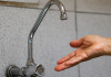 Emergencia en Calbuco: Rotura de matriz deja sin agua a 378 clientes y obliga a suspender clases