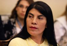 Universidad Austral sancionó a cuatro estudiantes por agresión a ministra Lincolao