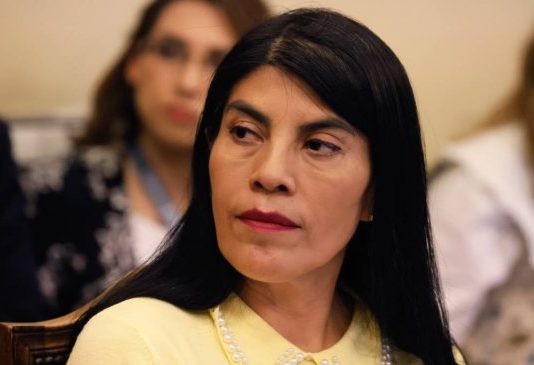Universidad Austral sancionó a cuatro estudiantes por agresión a ministra Lincolao