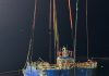 Tras arduas labores logran reflotar embarcación Koñimo I