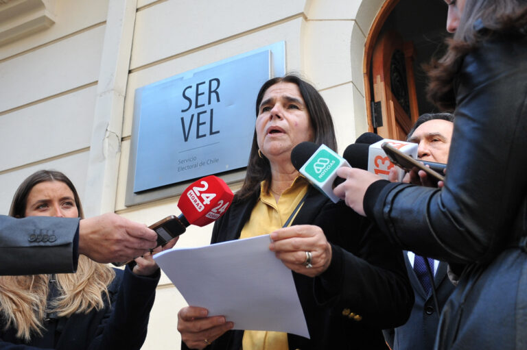 Representantes de RN solicitan al Servel fiscalizar el uso de los recursos públicos del PC