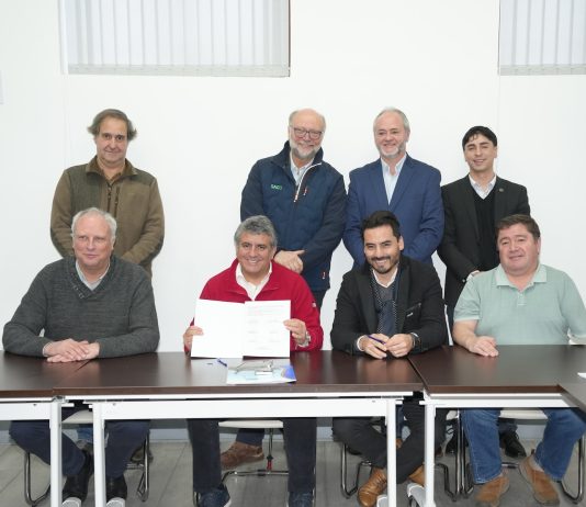 Mesa Poligremial de Osorno y Gobierno Regional sellan alianza para impulsar desarrollo local