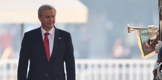 Criteria: Aprobación del Presidente Kast cae cuatro puntos y llega al 35%