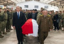 General Araya realiza ascenso póstumo de carabinero fallecido