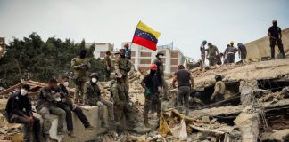 Venezuela eleva a 4.333 los muertos por el terremoto y admite 315 cuerpos sin identificar