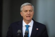 Decretan arraigo nacional y firma mensual para mujer que amenazó a presidente Kast durante visita a Talca