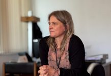 Seremi de Economía de Los Lagos busca alternativas tras fallo del TC que frena relocalizaciones salmoneras