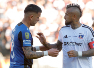 Colo Colo vio frenada su racha triunfal ante Huachipato y redujo su ventaja en la cima