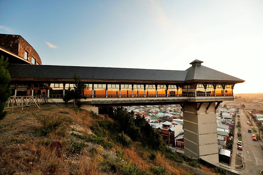 patagonia-frontis-puente-002