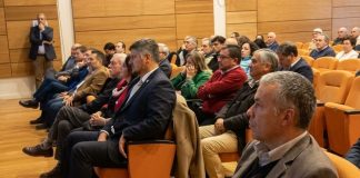 Óscar Landerretche propone acelerar obras públicas y vivienda para reactivar la economía chilena desde Osorno