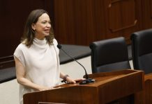 María Corina Machado anuncia que regresó a Venezuela tras 10 meses fuera del país